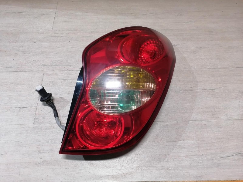 Actyon №2 фонарь правый