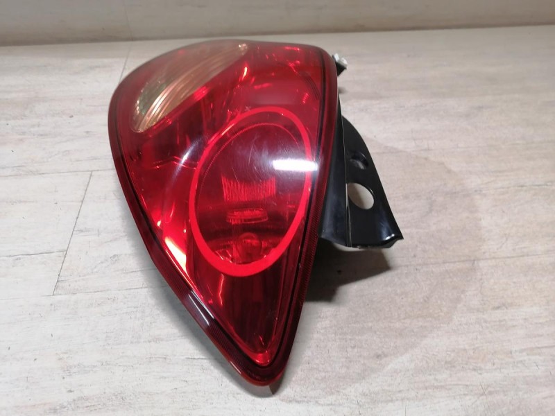 Actyon №2 фонарь правый