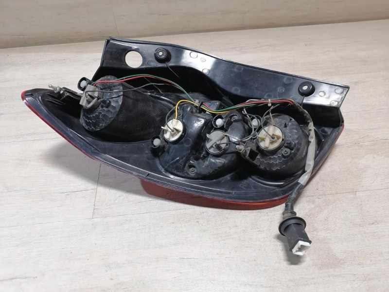 Actyon №2 фонарь правый