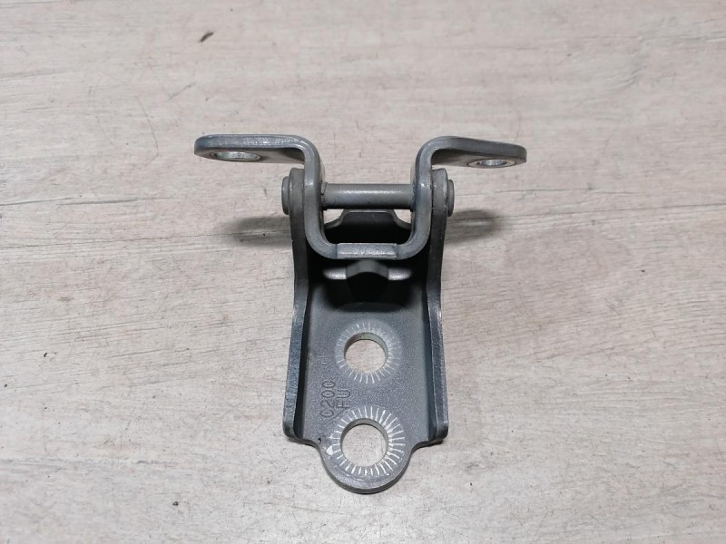 Actyon №2 петля двери передняя правая верхняя