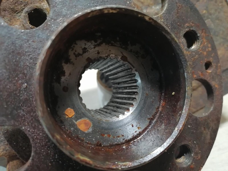 Actyon №2 кулак передний левый