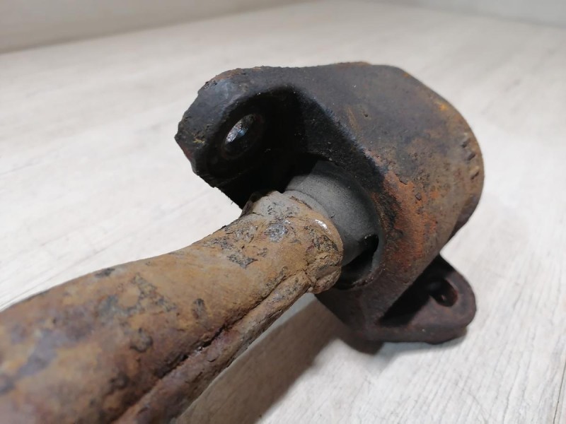 Actyon №2 рычаг передний левый