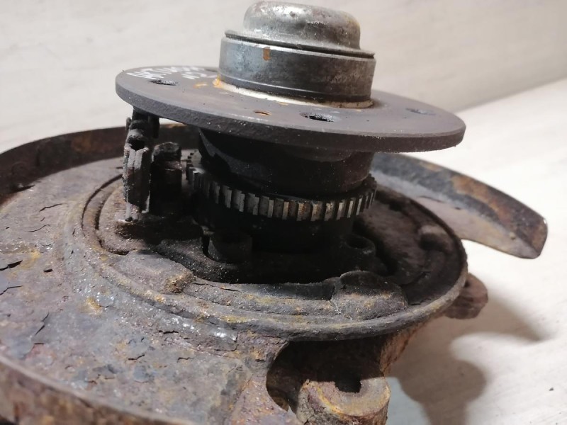 Actyon №2 кулак задний левый