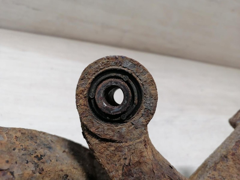 Actyon №2 кулак задний левый