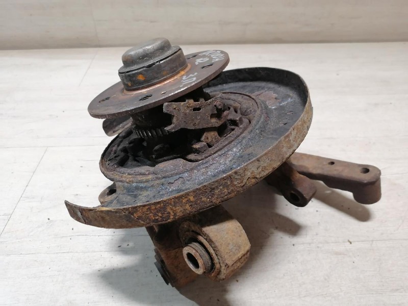 Actyon №2 кулак задний правый