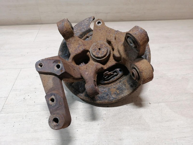 Actyon №2 кулак задний правый