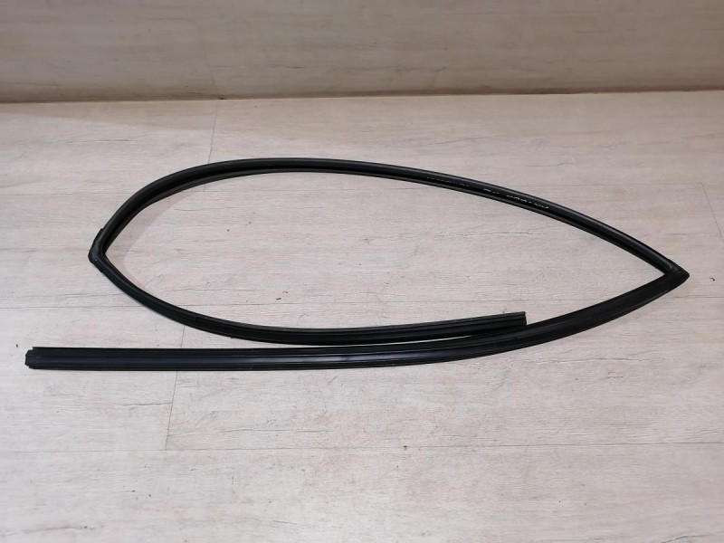 Actyon №2 бархотка верхняя передняя правая