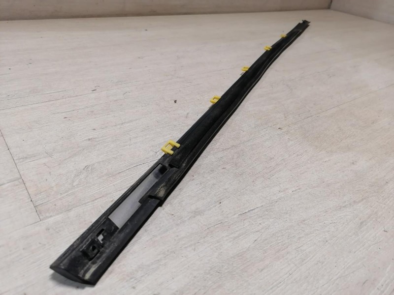 Actyon №2 бархотка наружная задняя левая