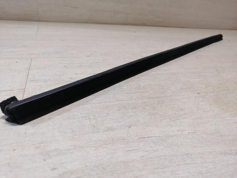 Actyon №2 бархотка внутренняя задняя левая