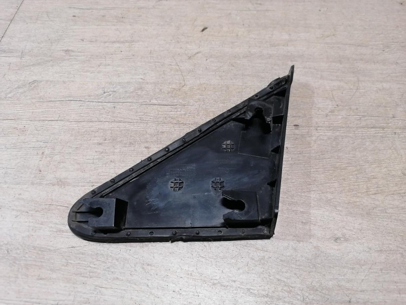 Actyon №2 накладка крыла передняя правая уголок