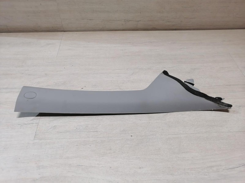 Actyon №2 обшивка передней стойки верхняя правая