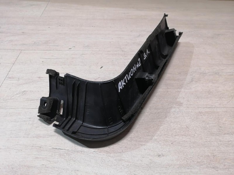 Actyon №2 обшивка крышки багажника левая