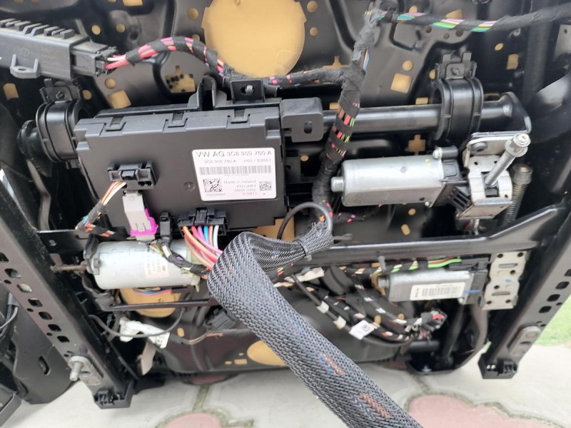 Passat B7 сиденье переднее заднее кожа комбинированная алькантара к-кт деф