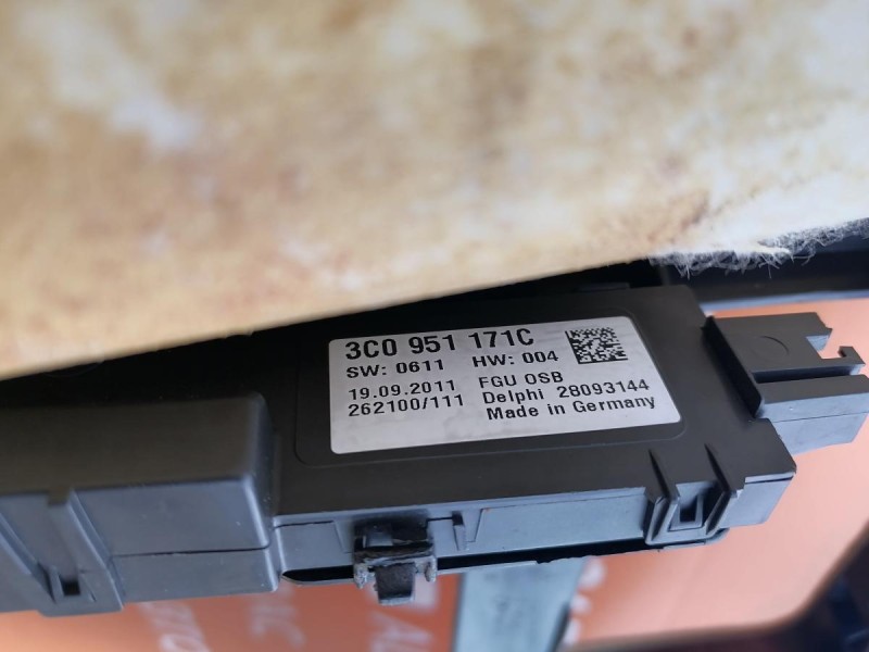 Passat B7 потолок