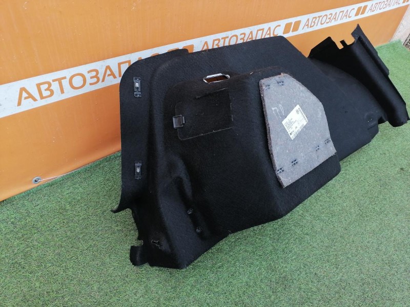 Passat B7 обшивка багажника правая