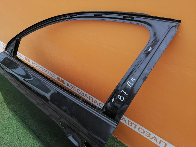 Passat B7 дверь передняя левая