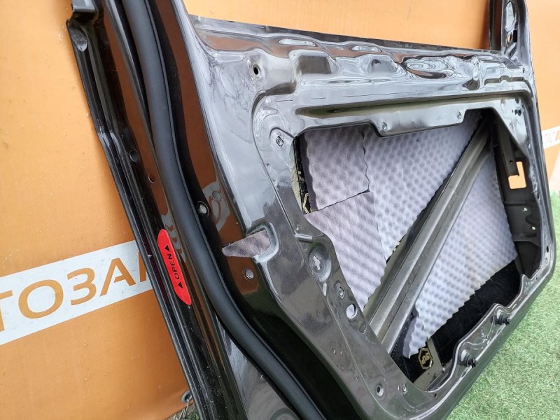 Passat B7 дверь передняя левая