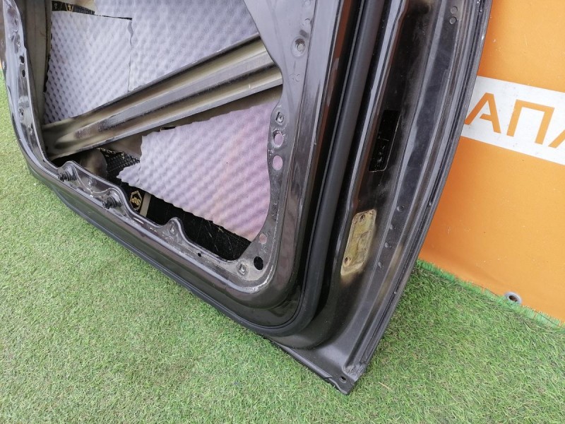 Passat B7 дверь передняя левая