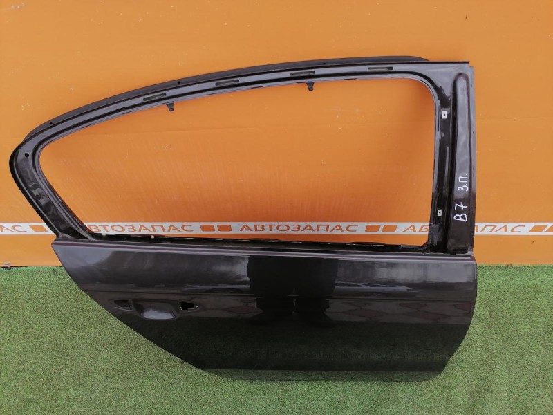 Passat B7 дверь задняя правая