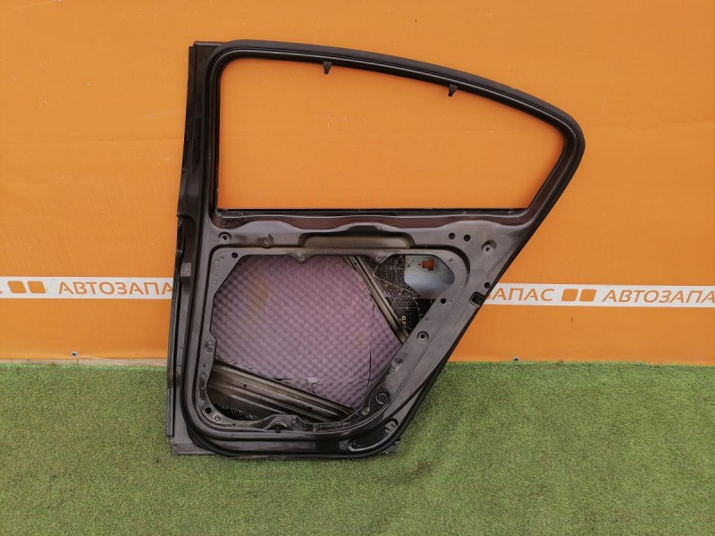 Passat B7 дверь задняя правая