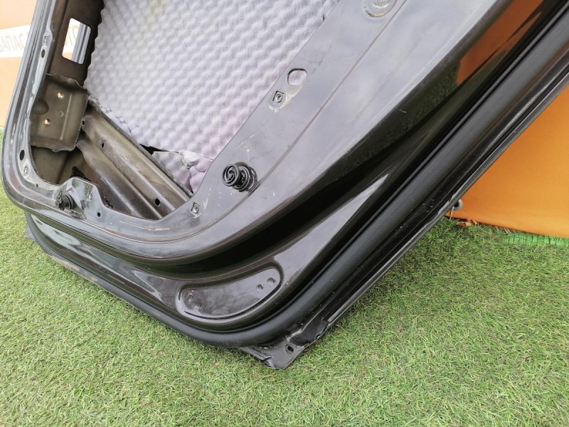 Passat B7 дверь задняя правая