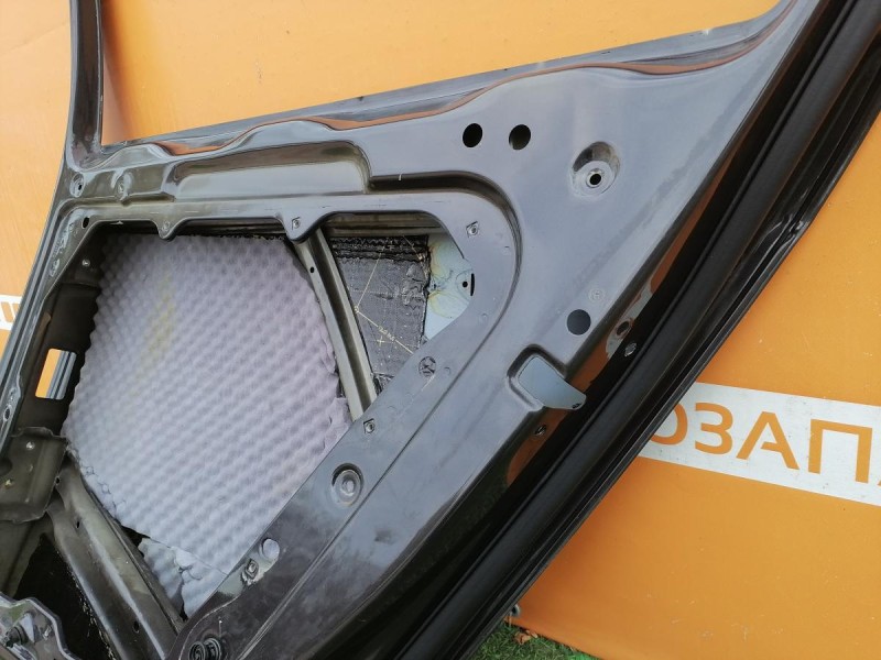 Passat B7 дверь задняя правая