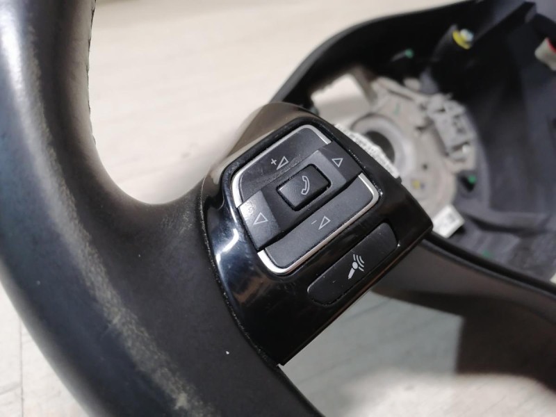 Passat B7 руль мультируль деф