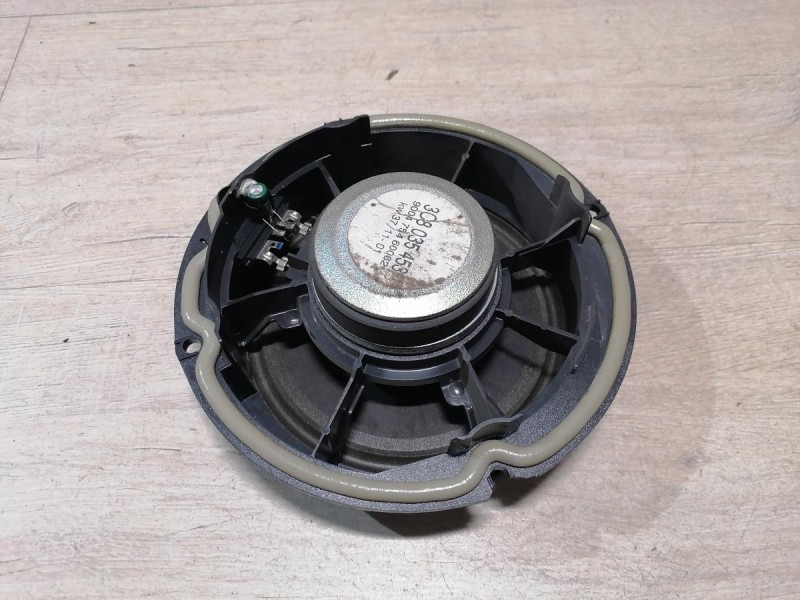 Passat B7 динамик задний