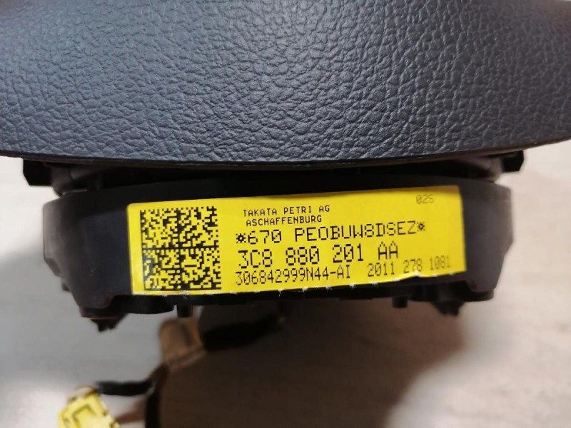 Passat B7 подушка безопасности в руль стрел