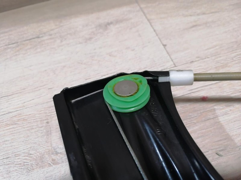 Passat B7 стеклоподъемник передний правый