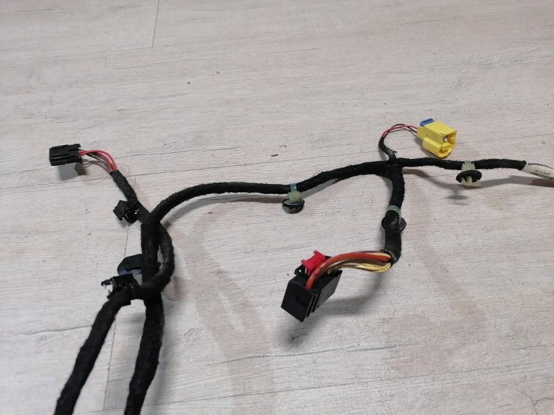 Passat B7 проводка двери передняя левая