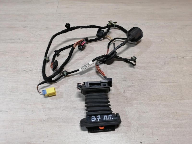 Passat B7 проводка двери передняя правая