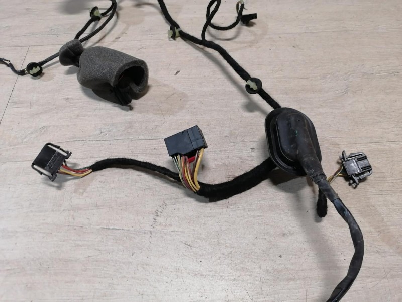 Passat B7 проводка двери задняя правая