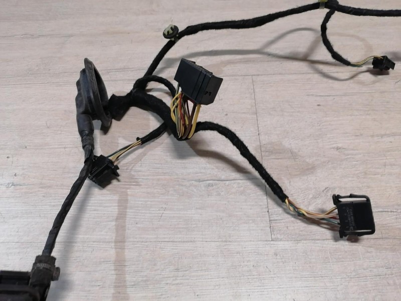 Passat B7 проводка двери задняя левая