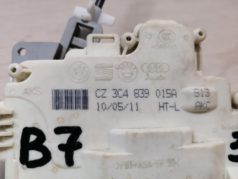 Passat B7 замок двери задний левый