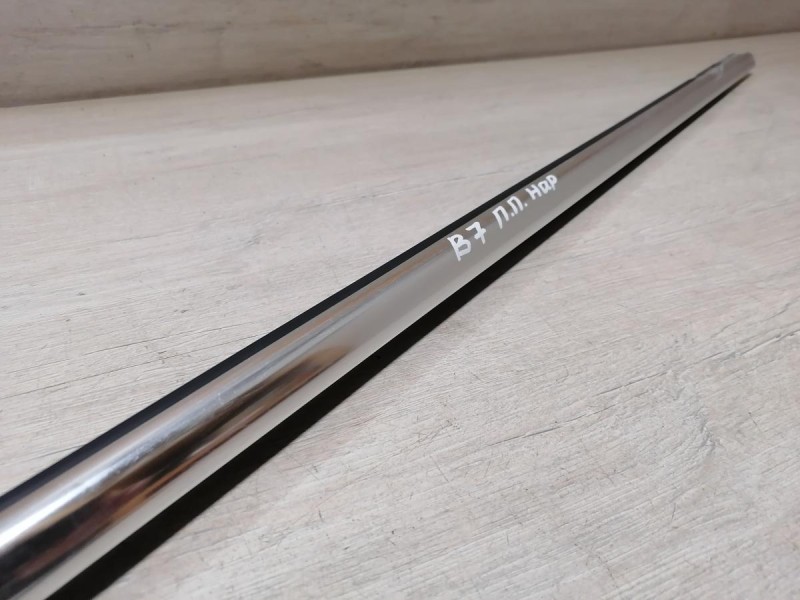 Passat B7 бархотка наружная передняя правая деф