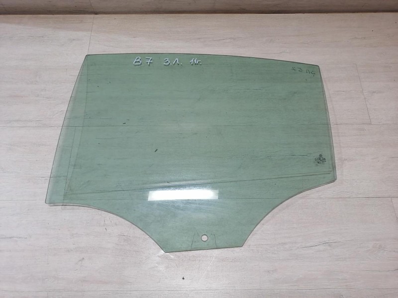 Passat B7 стекло заднее левое 11
