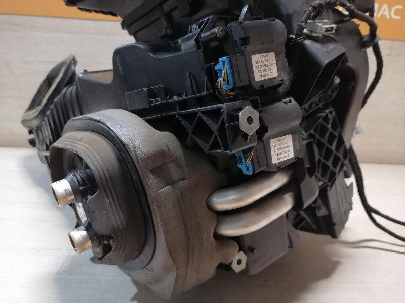 Passat B7 печка корпус климат деф