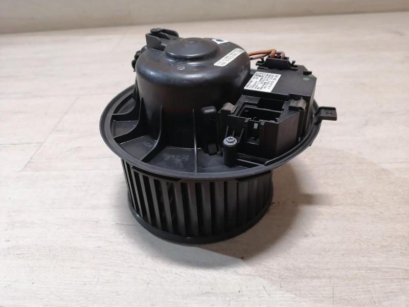 Passat B7 моторчик печки климат