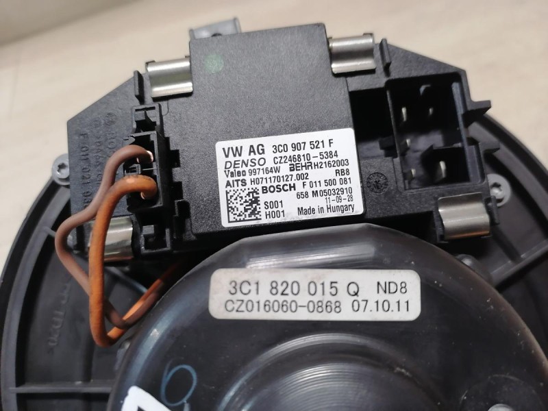 Passat B7 моторчик печки климат