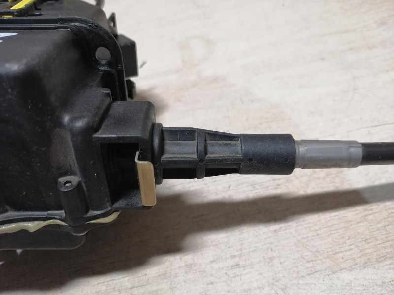 Passat B7 кулиса в сборе трос кулисы акпп вариатор