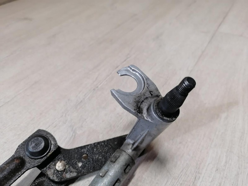 Passat B7 трапеция дворников деф