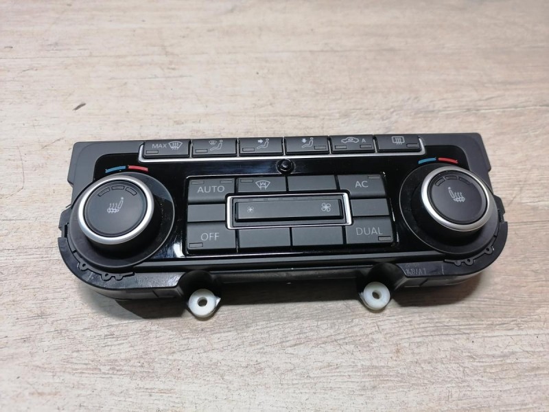 Passat B7 блок управления климат контролем