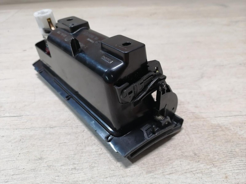 Passat B7 пепельница