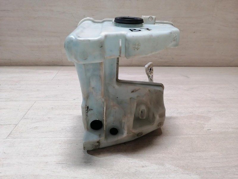 Passat B7 бачок омывателя лобового стекла деф