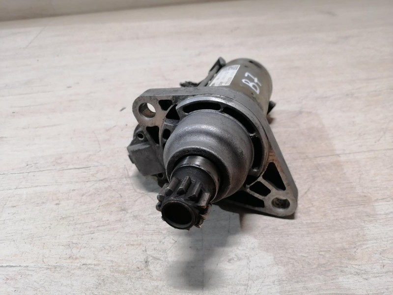 Passat B7 стартер деф