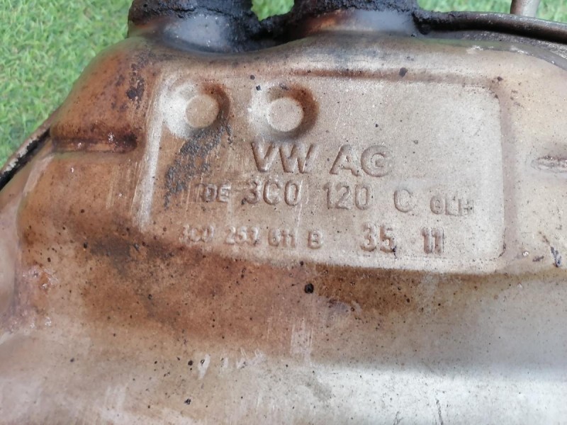 Passat B7 глушитель основной резонатор задняя часть