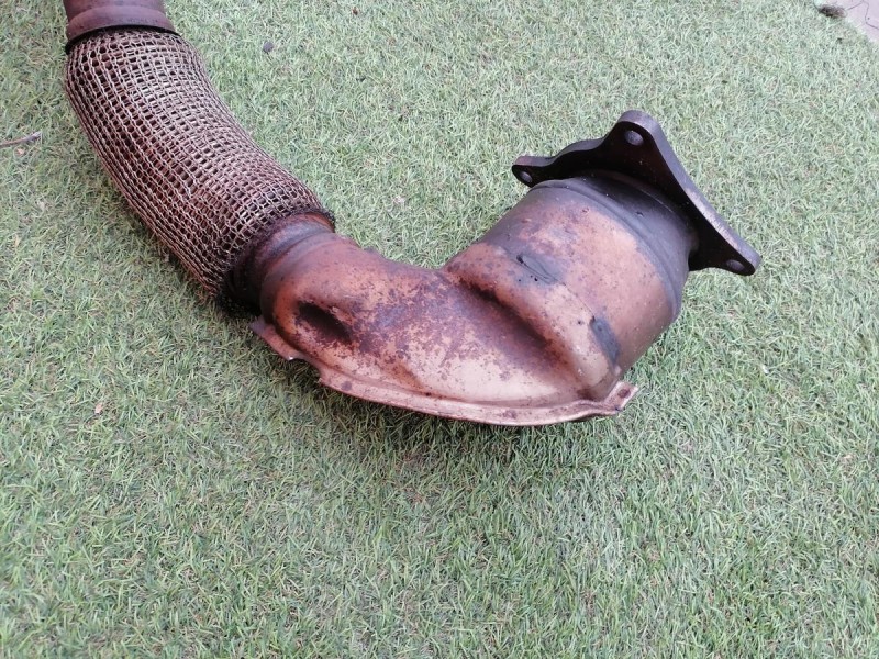 Passat B7 глушитель передняя часть катализатор гофра