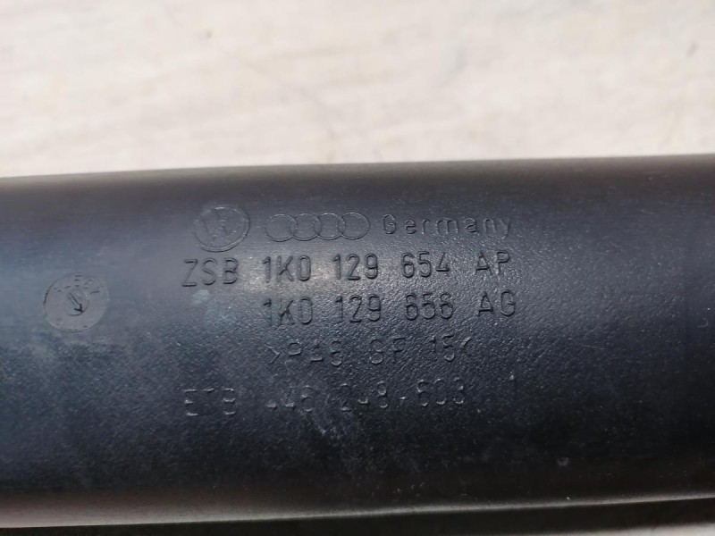 Passat B7 патрубок интеркулера 1k0129654ap