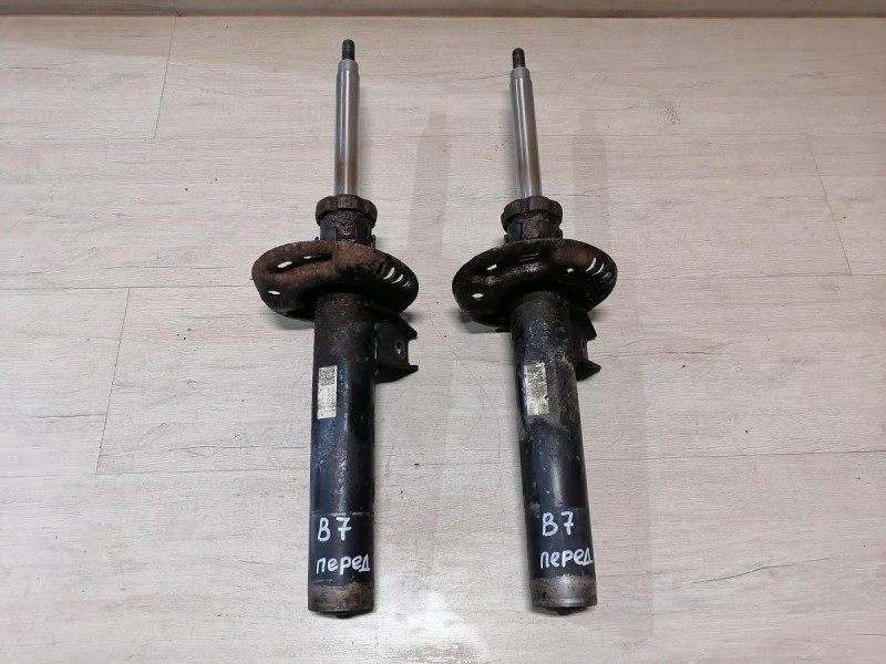 Passat B7 амортизатор передний